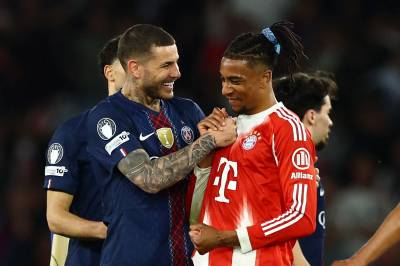 Måper etter showet i Paris: «Storslått», «magi» og «vantro»