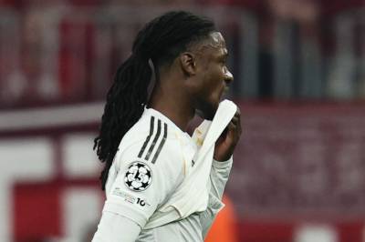Beklager etter å ha blitt utvist i Real Madrid-tap
