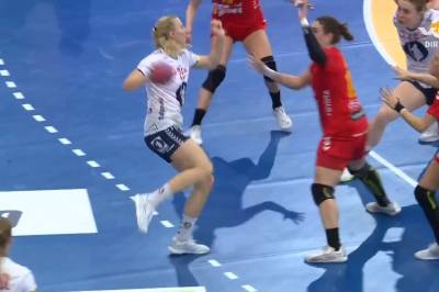 Se situasjonen fra andre omgang: - Går tøft på armen