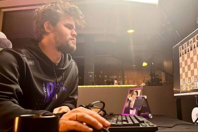 Lynsjakk: Titled Tuesday med Magnus Carlsen -