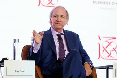 En av verdens rikeste: Advarer mot en boble i aksjemarkedet