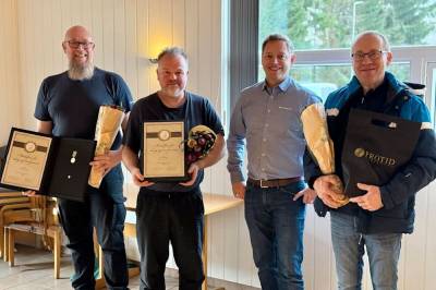 width=device-width, initial-scale=1