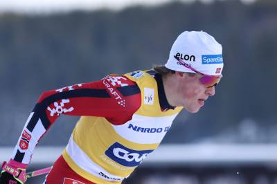 Klæbo helt suveren – seier til Norge i lagstafetten