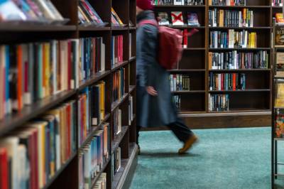 Leselysten øker. Nesten 600 står i kø for å lese denne boken.