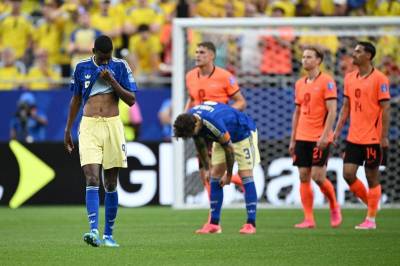 Sverige raser etter mareritt–start: – Usselt!