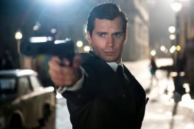Henry Cavill og Kevin Hart går sammen om Netflix' spionkomedie