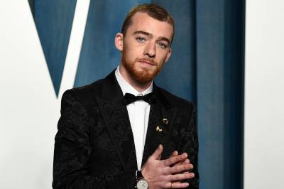 Holder karakter i live etter skuespillerens død