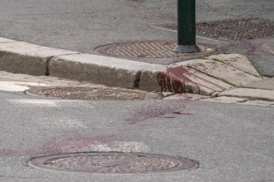 Knivstukket etter krangel om hundrelapper