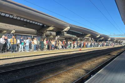 Forsinkelser og kø på Oslo S