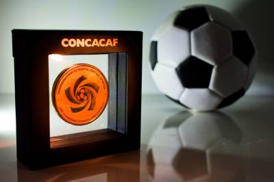 CONCACAF kritiserer også FIFA for planen om å selge deler av VM, men avviser den ikke umiddelbart