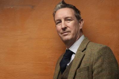 Når komiteen ikke klarer å la partipolitikken ligge på 17. mai, bør vi heller gjøre som i Bergen