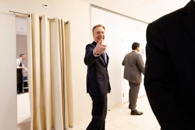 Børge Brende møtte Jeffrey Epstein ved flere anledninger: – Beklager