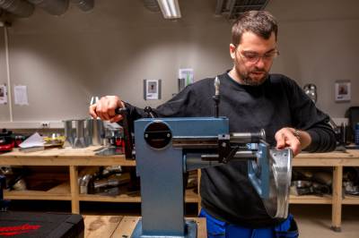 Raymond (34) gikk fra dagpenger til fast jobb og 600.000 i året