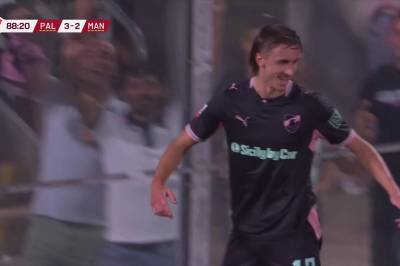 Dennis Johnsen med mål mot Mantova 1911