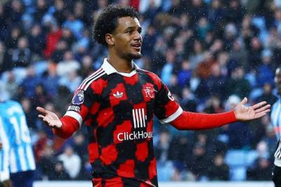 Der fikk Oscar Bobb anerkjennelsen han fortjente i Premier League!