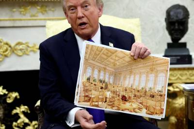 Trump sa private skulle betale ballsalen. Så dukket det opp en regning på 1 milliard dollar.
