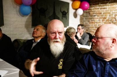 - Alle her hater Trump