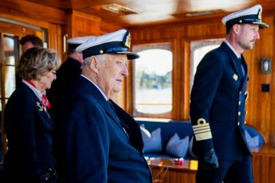Kong Haakon med offisielt program: Debarkerer kongeskipet torsdag