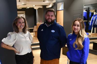 width=device-width, initial-scale=1