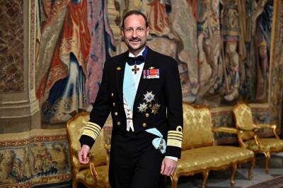 Gallamiddag på Slottet: Gjestene strømmer til