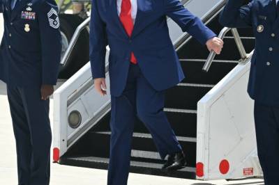 Kilder: Derfor byttet Trump fly