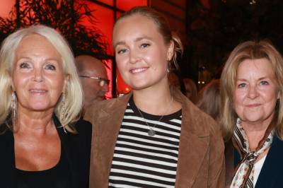 Kjendisene strømmer til