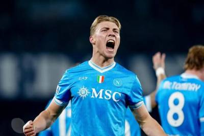 Perfekt timing av Rasmus Højlund!