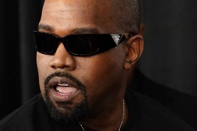 Kanye West nektes innreise til Storbritannia