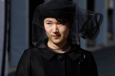 Japan tviholder på tradisjonen. Norge gikk motsatt vei.