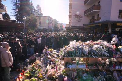 Charlie Hebdo saksøkes over tegning av brannofre i Sveits