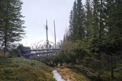 Varsler om sprengning for å gjenopprette mobil- og strømnett