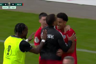 Francis Onyeka med mål mot MSV Duisburg