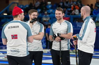 Norges curlingherrer vant nervedrama mot verdenseneren