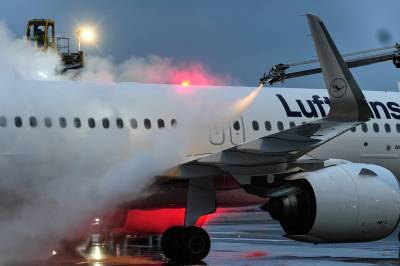 KLM innstiller 600 flygninger på Schiphol onsdag