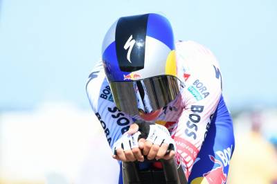 Florian Lipowitz trekker seg fra Tour de France etter et fall; Evenepoel reduserer avstanden til Pogacar