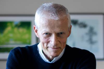 Sparket Nav-sjef er på «hospitering» i direktorat. Beholder sjefslønnen.