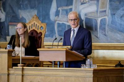 Støre svarer på refs i Stortinget: – Et ansvar som må deles av flere