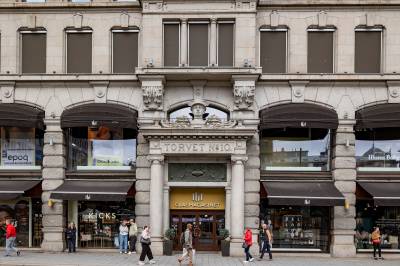 Person brøt seg inn på Glasmagasinet – mange vitner