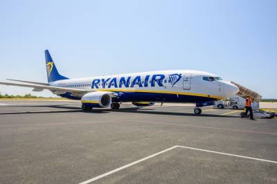 Mann ble nesten sugd ut gjennom et vindu på en Ryanair-flyvning