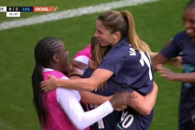 Alexia Putellas med mål mot Tottenham