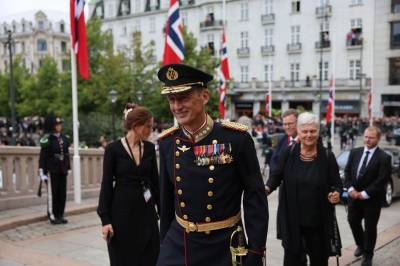 Forsvarssjefen er på plass