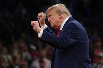 Trump sier USA vil «ta seg av Cuba»