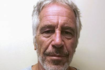 Hva lokket de rike, mektige og berømte til Epstein?