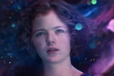 Illevarslende første trailer til Greta Gerwigs Narnia: The Magician's Nephew