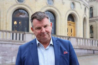Tor Mikkel Wara om reaksjonene mot Oljefondet: – Veldig skadelig