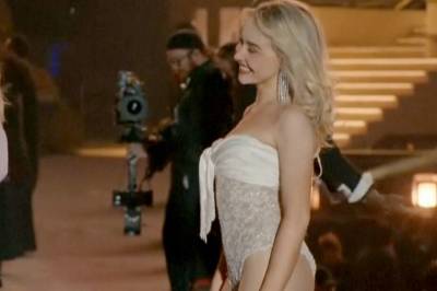 Overrasket på scenen - se hvem som dukket opp