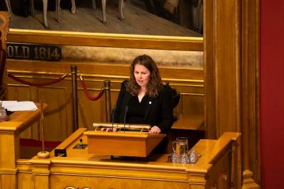 MDG vil tvinge næringsministeren til å overlevere Telenor-dialog om Myanmar