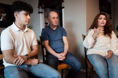 Familien Sakha flyttet fra Vestnes for å få jobb. Nå kan det bli vanskeligere.