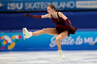 Fem russere og én belaruser har fått grønt lys til OL