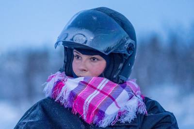 Snøscooter-prinsessen: Alene på tur i Finnmark